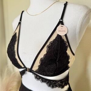 NWT Forever 21 - Black Lace Bralette